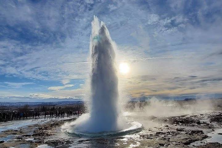 Geysir exploding on Golden Circle Tour