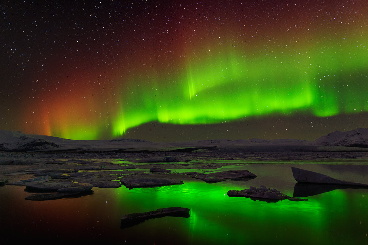 Unforgettable Northern Lights Tours in Iceland