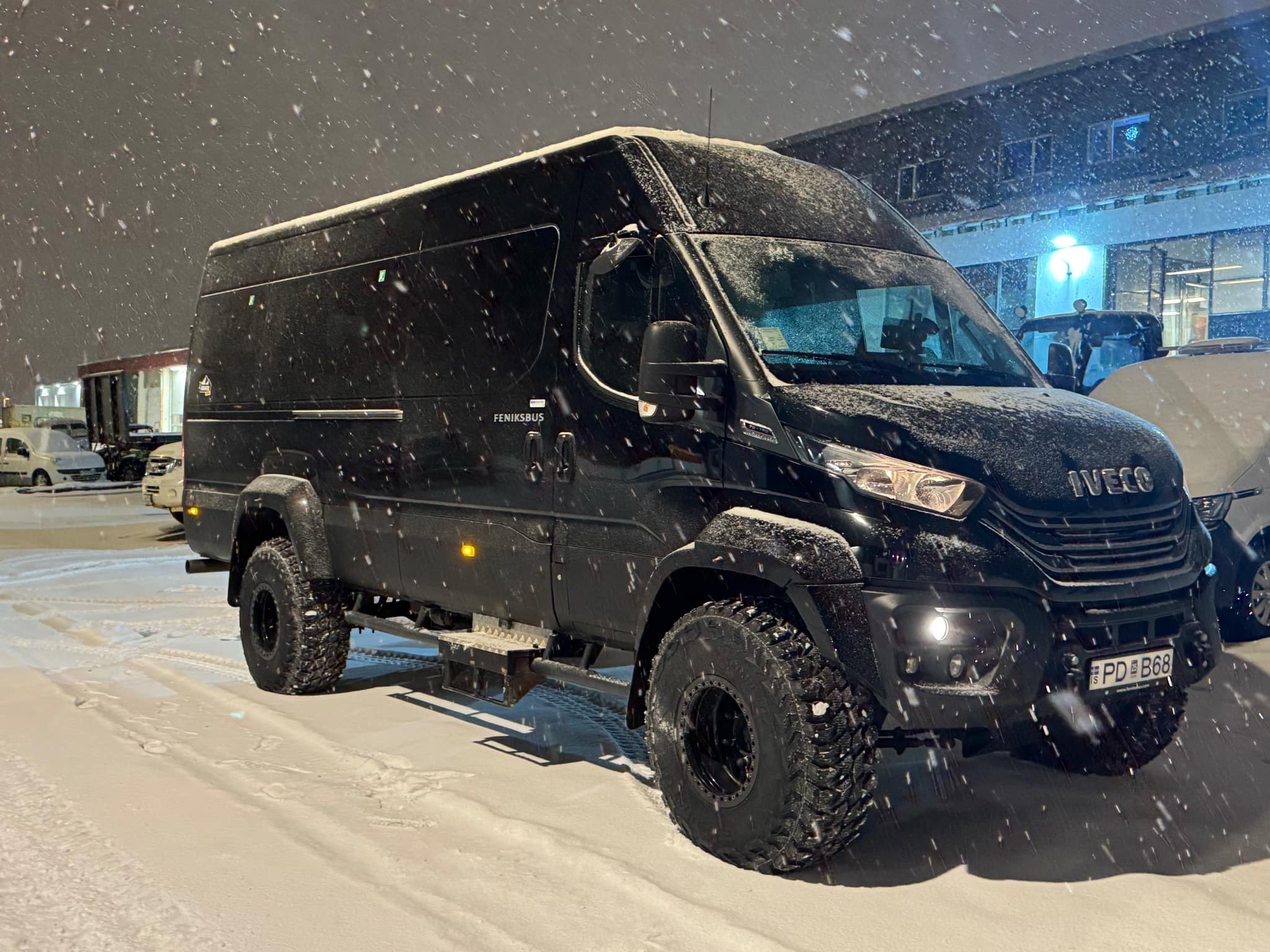 Gravel Travel Super Jeep IVECO