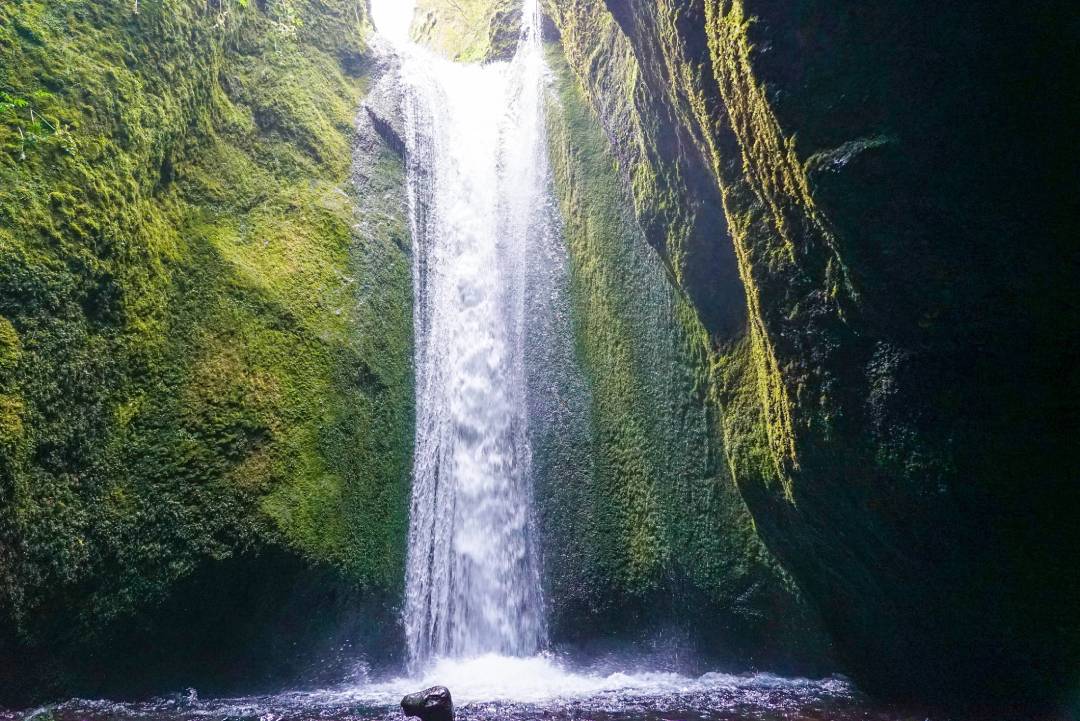 South Iceland Waterfall Exploration with Gravel Travel